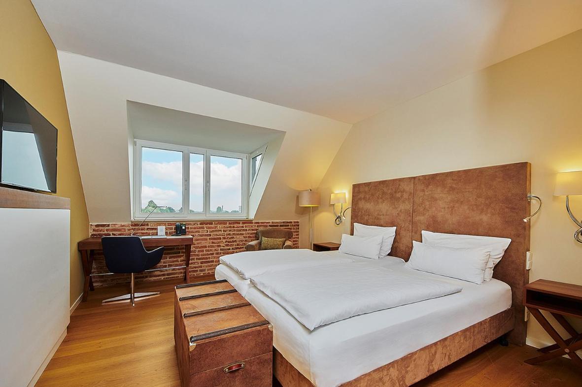 Hotel Hafenspeicher Leer Dış mekan fotoğraf