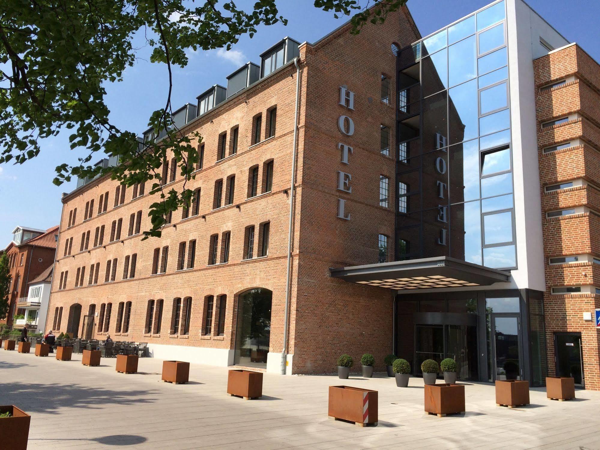 Hotel Hafenspeicher Leer Dış mekan fotoğraf
